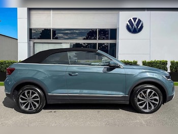 Used Volkswagen T-Roc 2022 for sale - 78532240: Photo