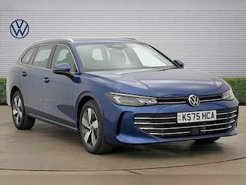 Used Volkswagen Passat 2025 for sale - 79217670: Photo