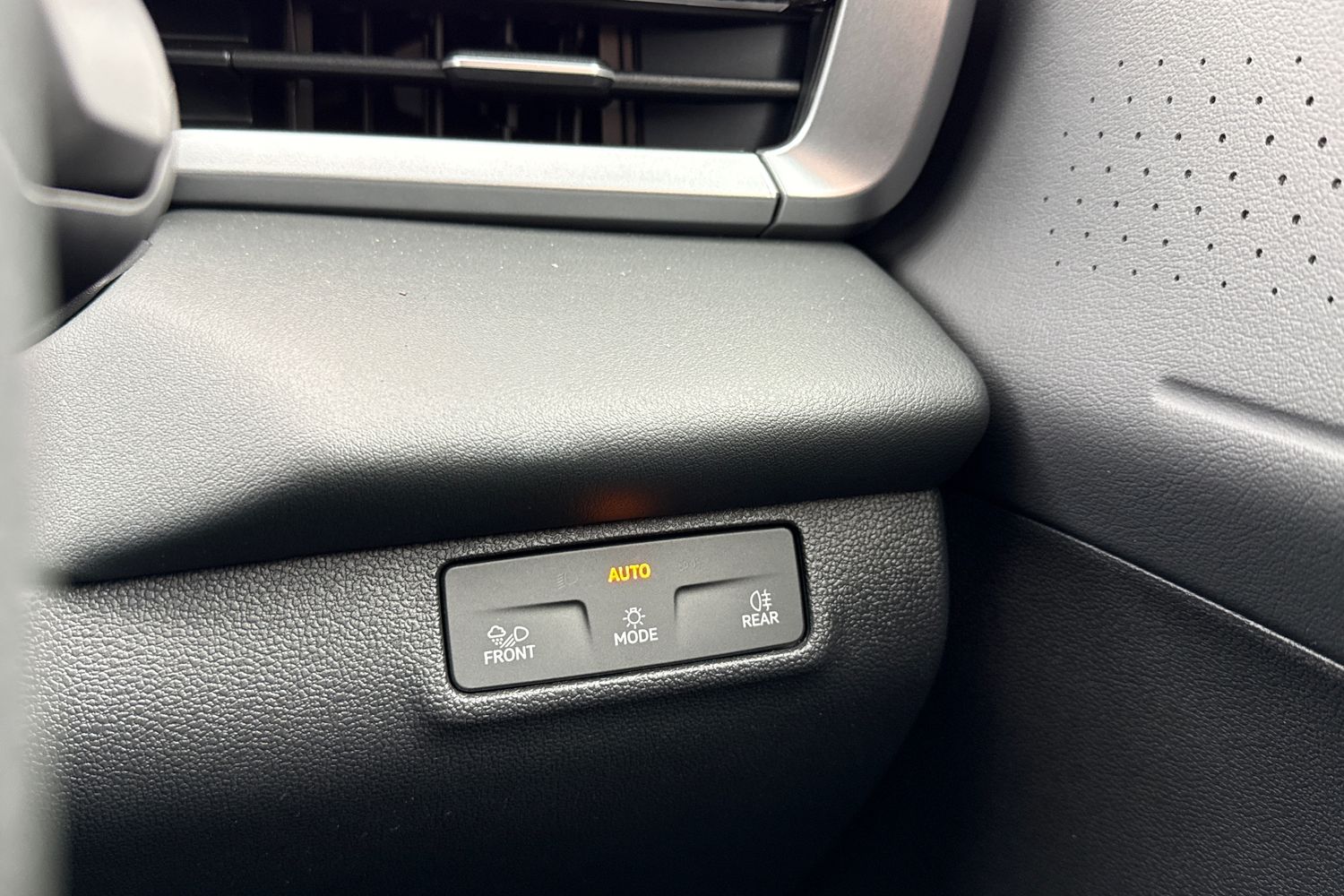 Used Volkswagen T-Roc 2026 for sale - 78055935: Photo 24