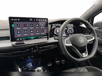Used Volkswagen Golf 2025 for sale - 79537473: Photo