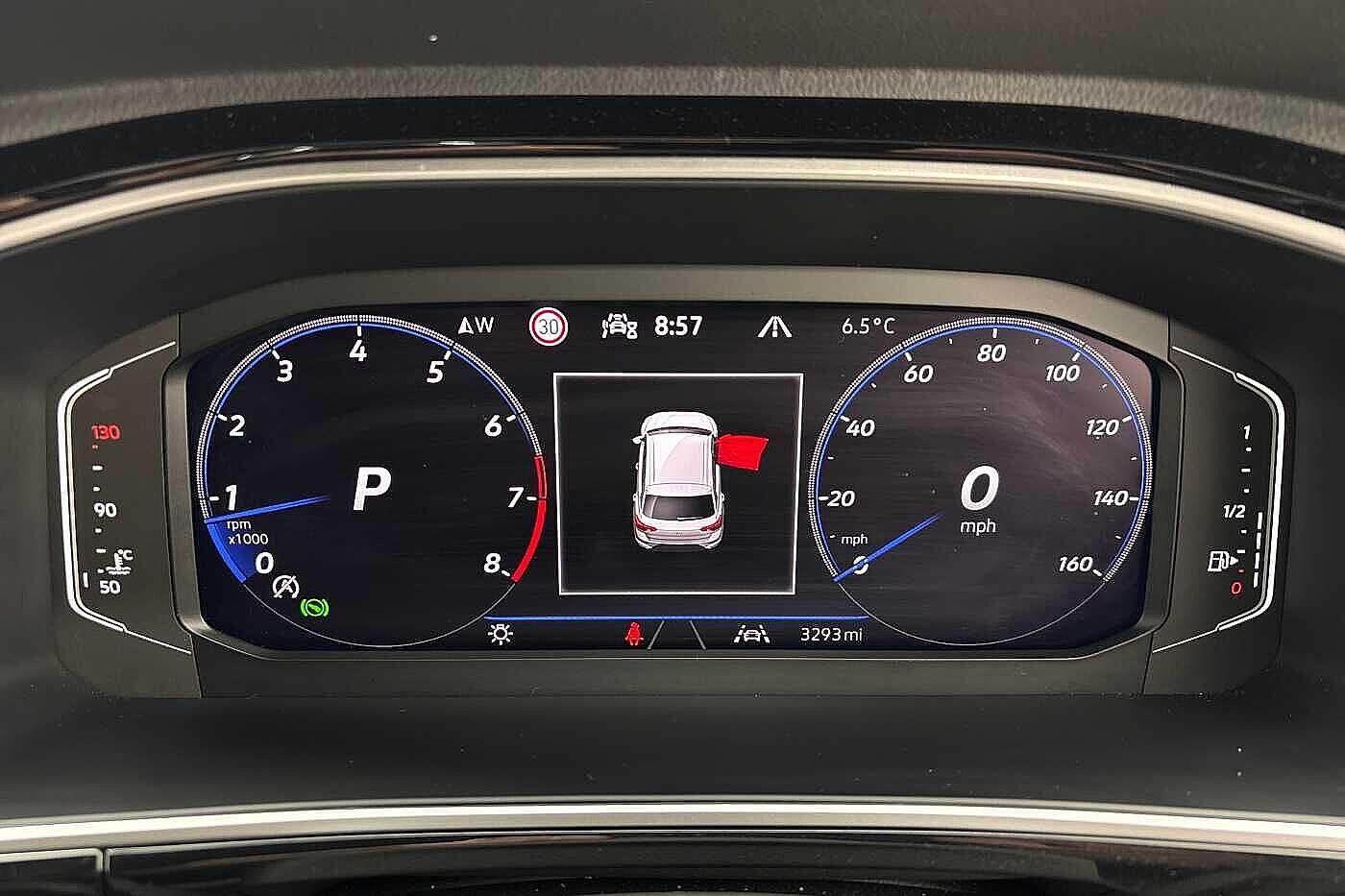 Used Volkswagen T-Roc 2025 for sale - 77779691: Photo 11