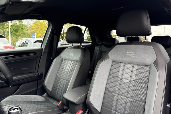 Used Volkswagen T-Roc 2025 for sale - 76298662: Photo 16