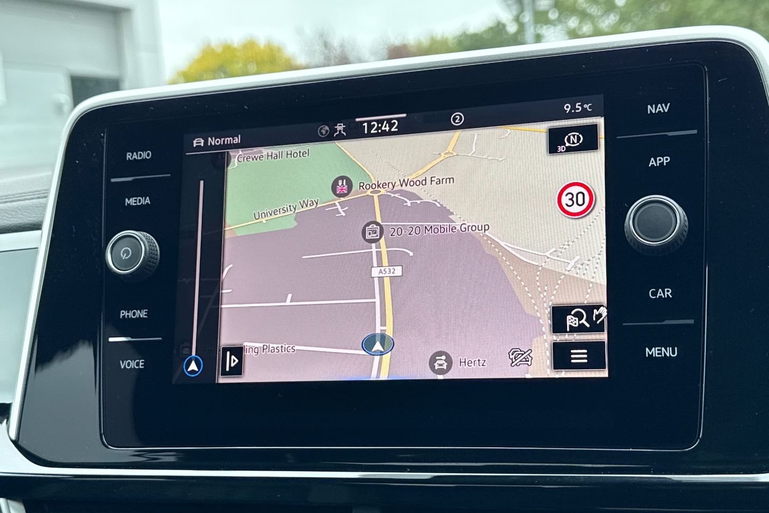 Used Volkswagen T-Roc 2025 for sale - 76298662: Photo 17