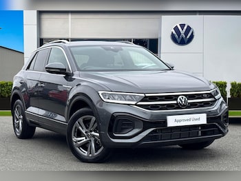 2025 - 2.0 TDI 150 EVO R-Line 5dr DSG | Heated Seats | App Connect