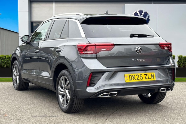 Used Volkswagen T-Roc 2025 for sale - 76298662: Photo 2