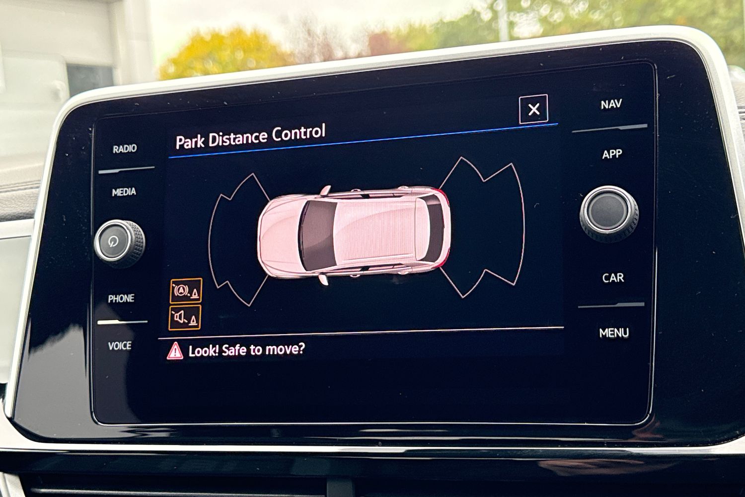 Used Volkswagen T-Roc 2025 for sale - 76298662: Photo 33