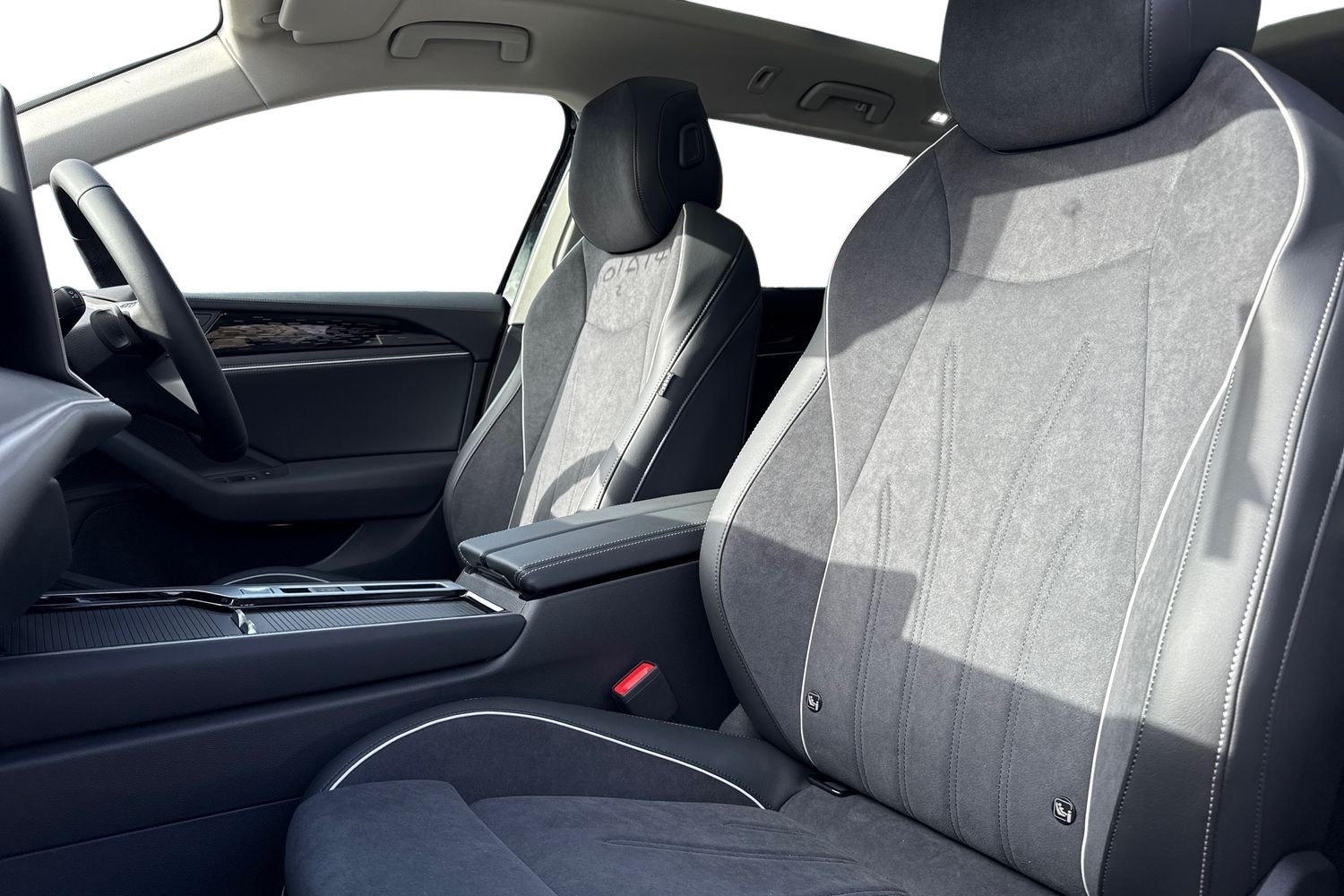 Used Volkswagen Passat 2025 for sale - 76711764: Photo 15