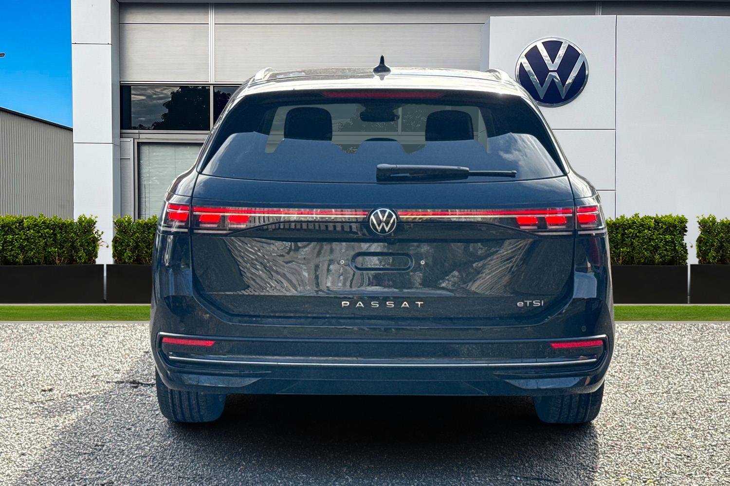 Used Volkswagen Passat 2025 for sale - 76711764: Photo 4