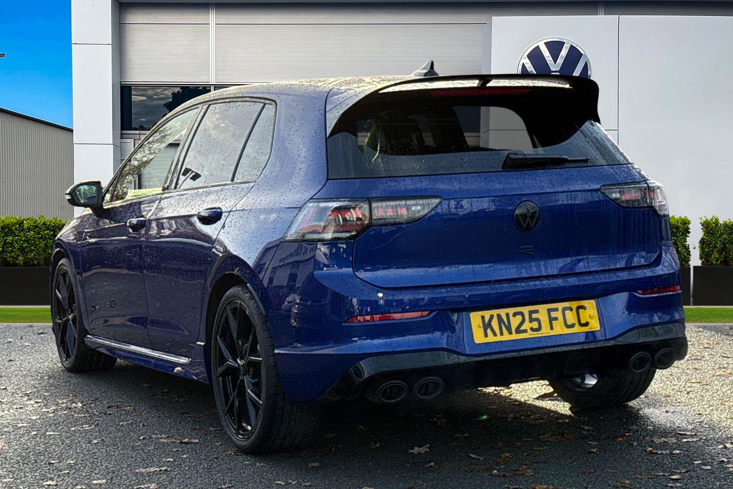 Used Volkswagen Golf 2025 for sale - 76863237: Photo 2