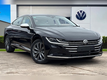 2025 - 1.4 TSI 13kWh Elegance Fastback DSG Euro 6 (s/s) 5dr
