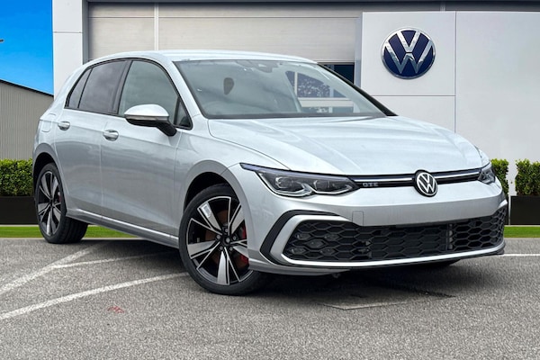 Used Volkswagen Golf 2025 for sale - 75701009: Photo 1