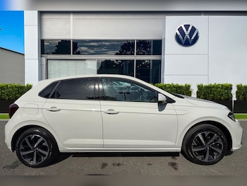Used Volkswagen Polo 2024 for sale - 78673619: Photo