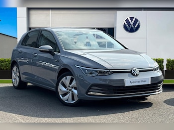 Volkswagen - Golf