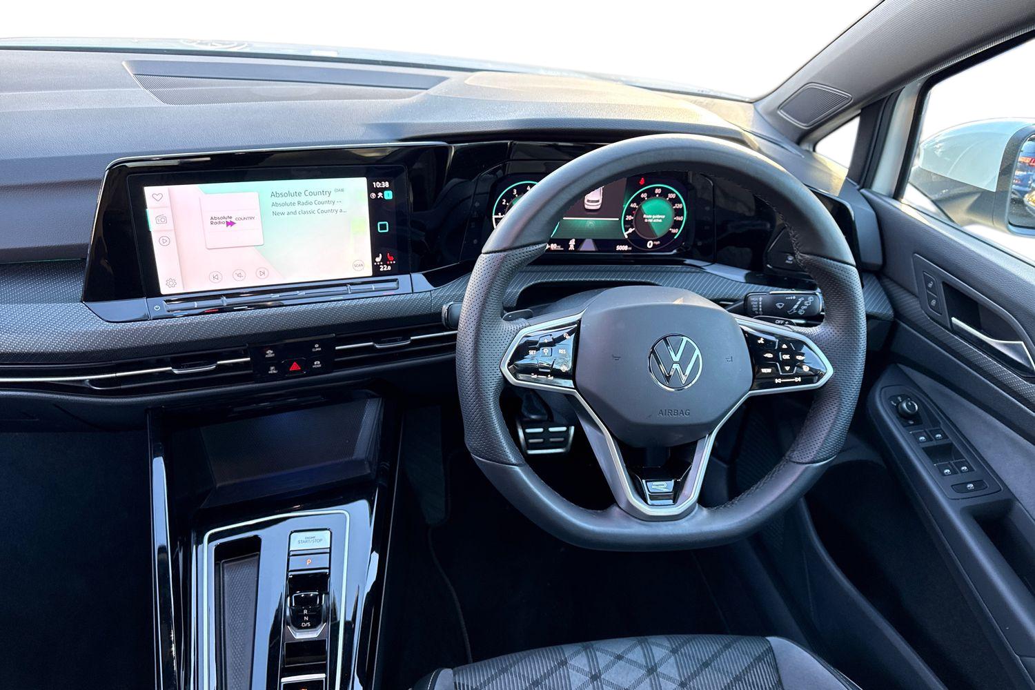 Used Volkswagen Golf 2025 for sale - 76697635: Photo 17