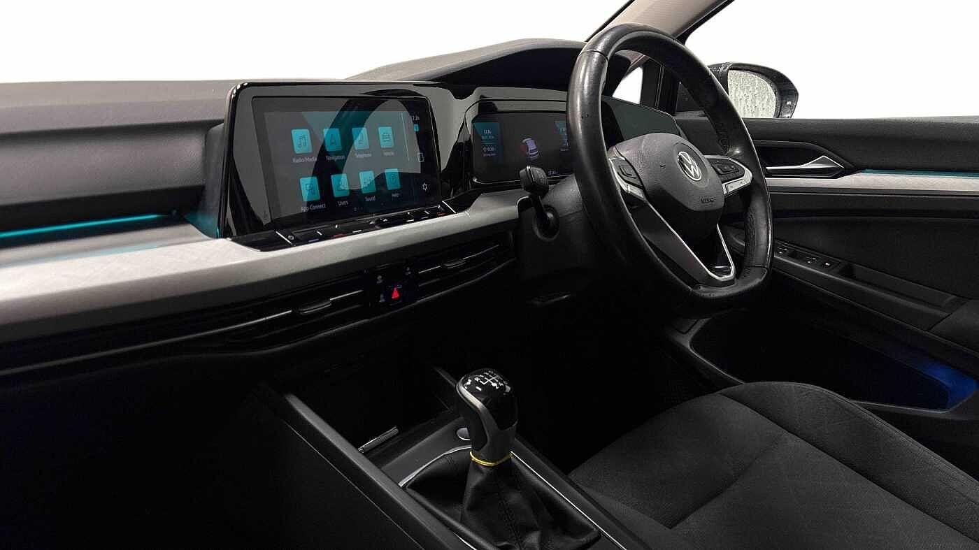 Used Volkswagen Golf 2022 for sale - 77620552: Photo 2