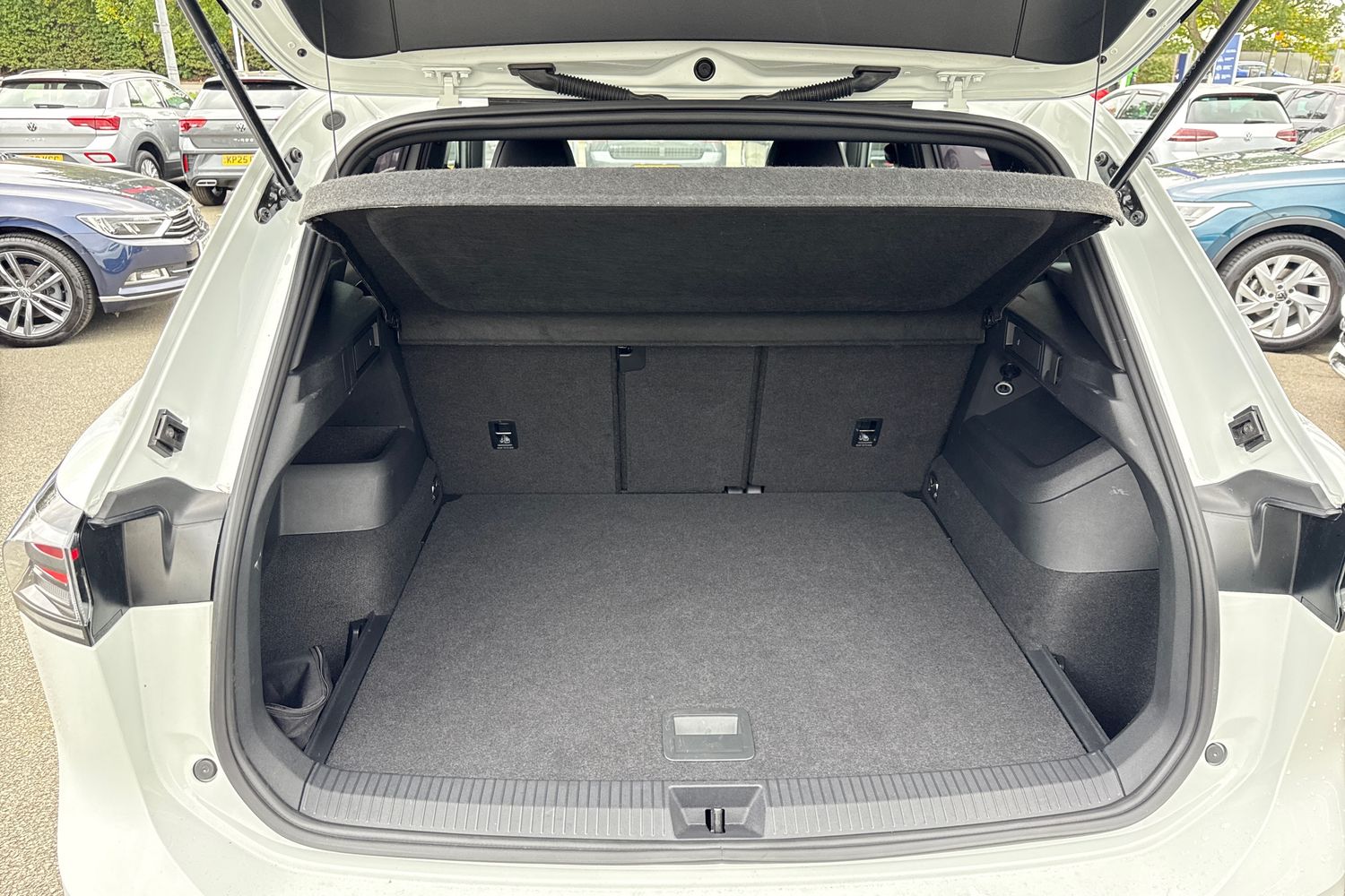 Used Volkswagen Tiguan 2025 for sale - 76197760: Photo 6