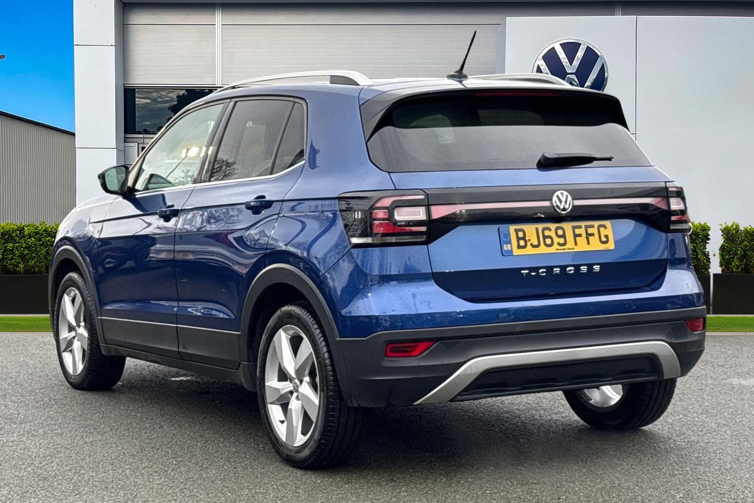 Used Volkswagen T-Cross 2019 for sale - 77795733: Photo 2