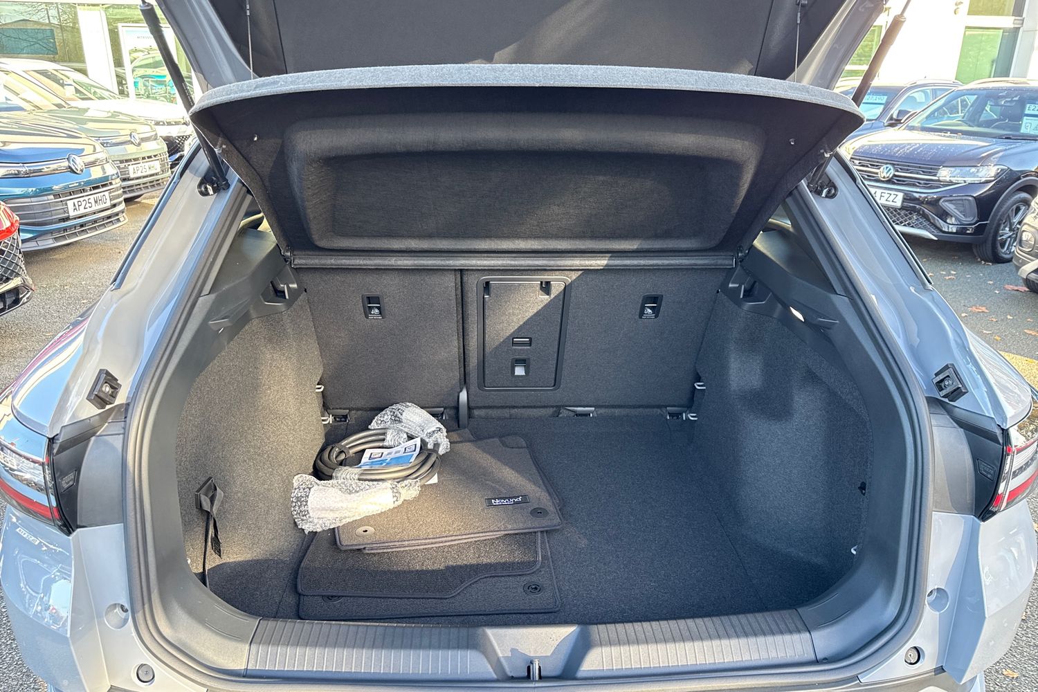 Used Volkswagen ID.4 2025 for sale - 76576282: Photo 6