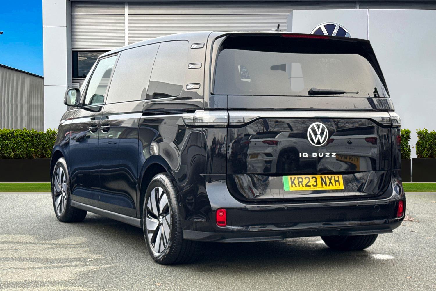 Used Volkswagen ID.Buzz 2023 for sale - 77101146: Photo 2