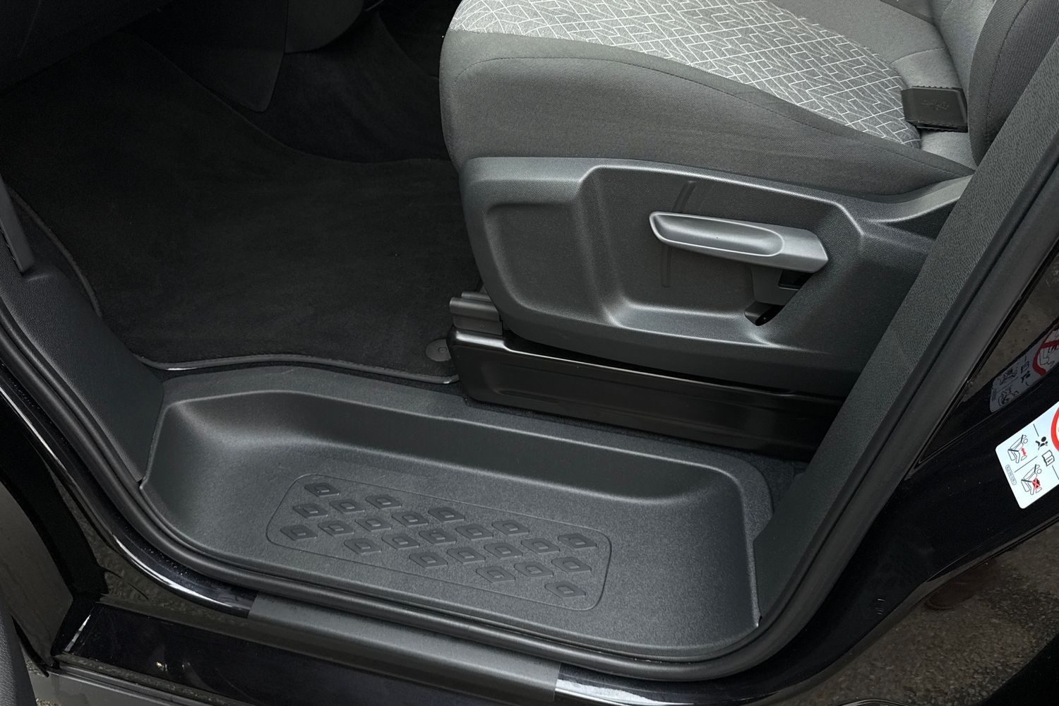 Used Volkswagen ID.Buzz 2023 for sale - 77101146: Photo 35