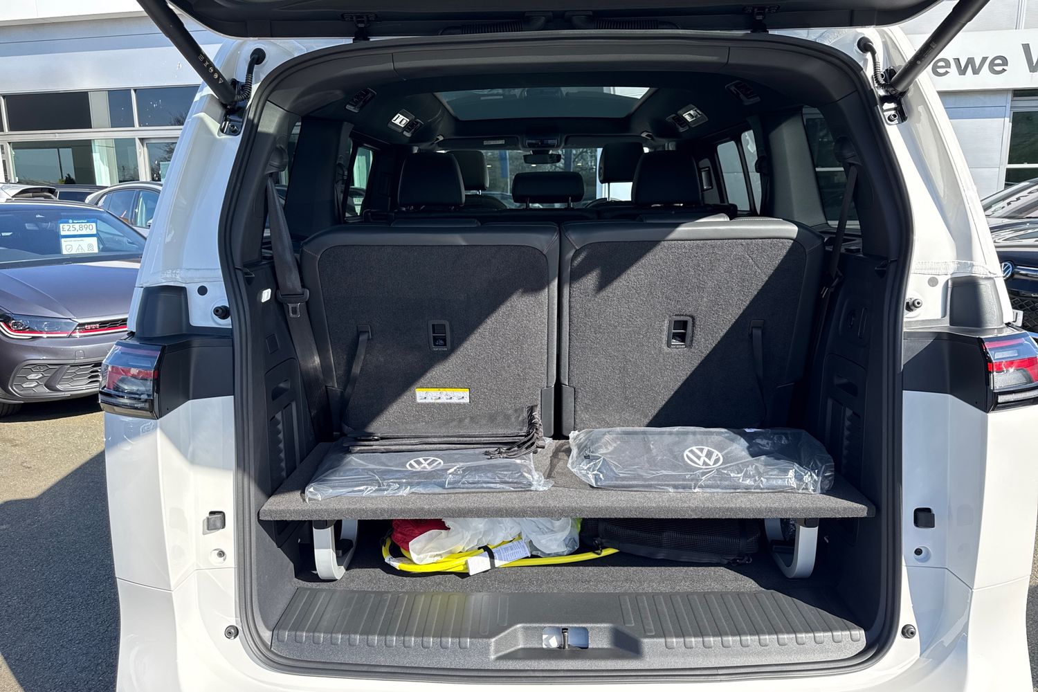 Used Volkswagen ID.Buzz 2026 for sale - 77951765: Photo 6