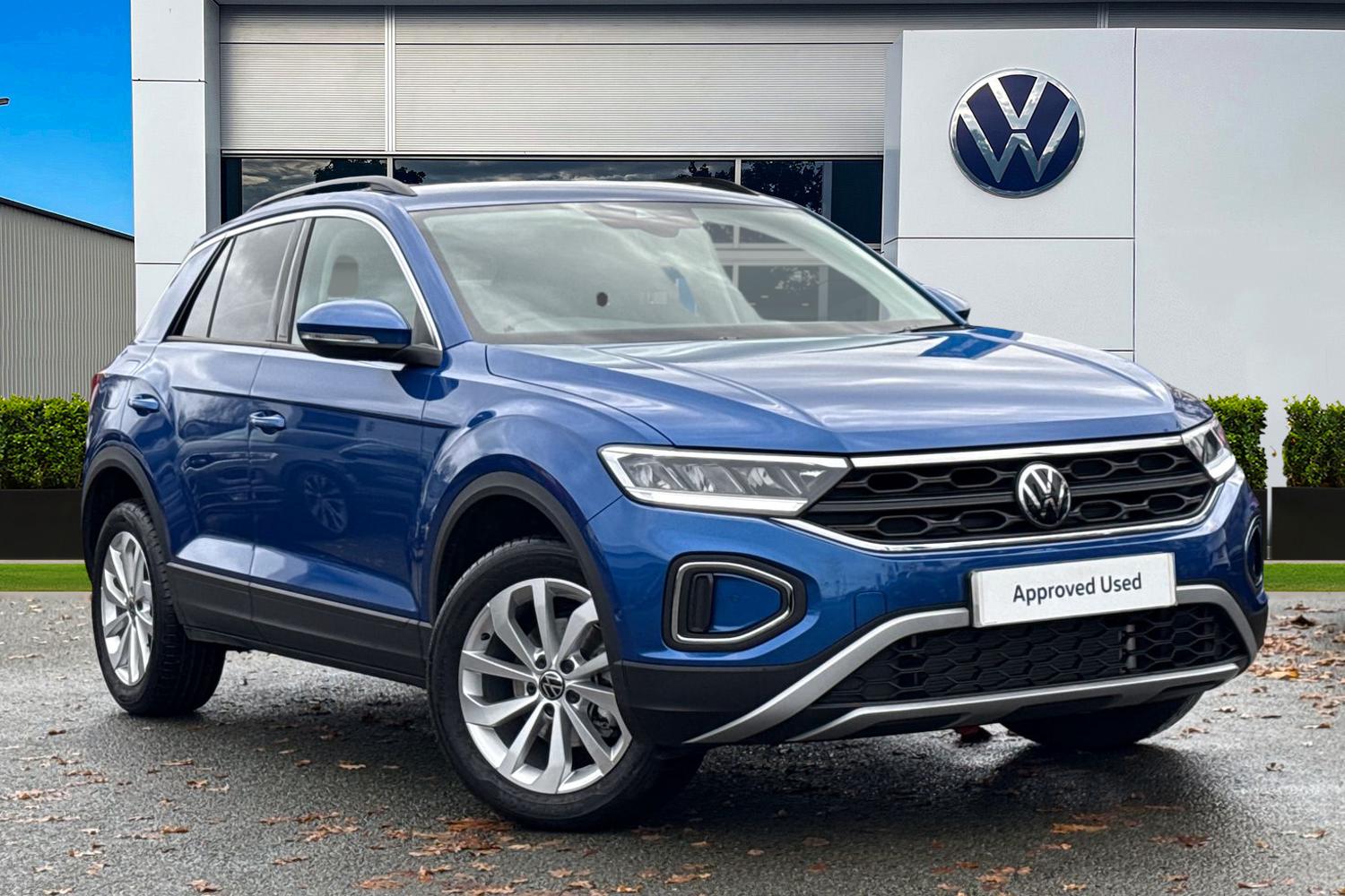 Used Volkswagen T-Roc 2025 for sale - 76876086: Photo 1