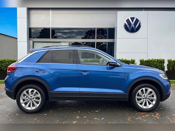 Used Volkswagen T-Roc 2025 for sale - 76876086: Photo