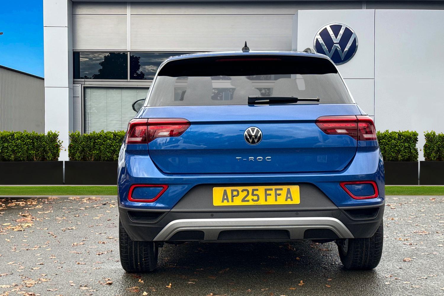 Used Volkswagen T-Roc 2025 for sale - 76876086: Photo 4