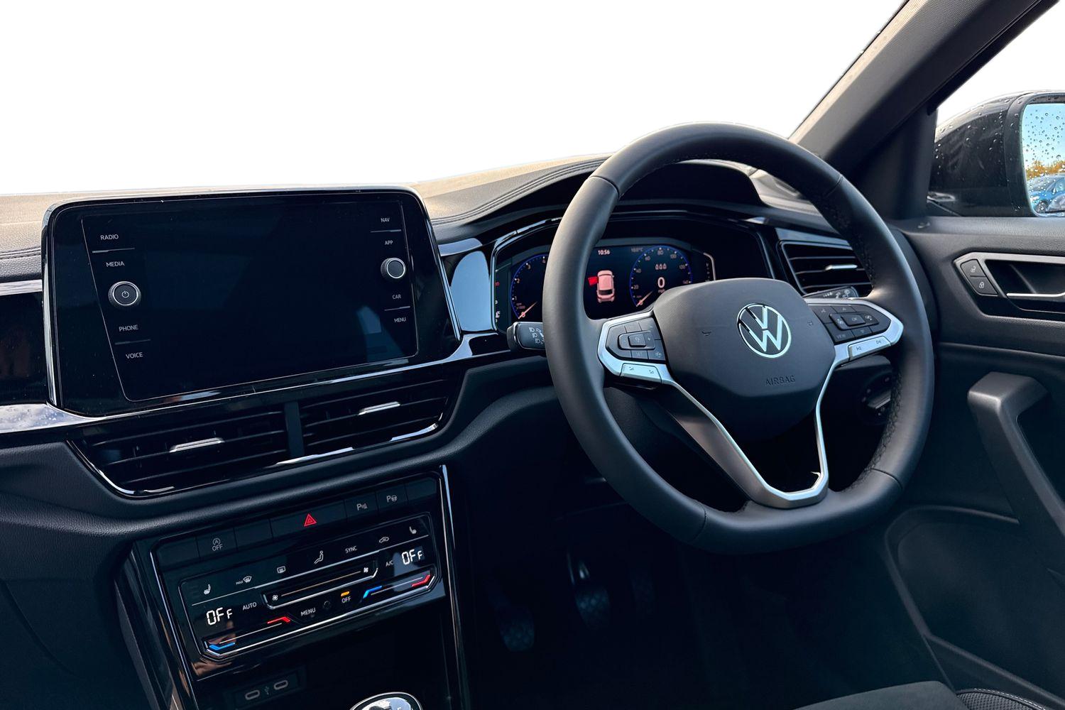 Used Volkswagen T-Roc 2025 for sale - 76374707: Photo 17