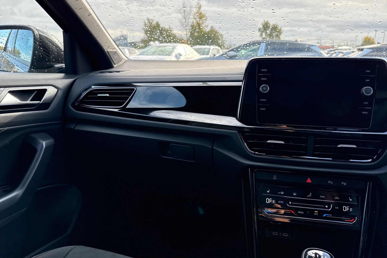 Used Volkswagen T-Roc 2025 for sale - 76374707: Photo 19