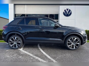 Used Volkswagen T-Roc 2025 for sale - 76374707: Photo