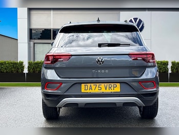 Used Volkswagen T-Roc 2025 for sale - 78794314: Photo