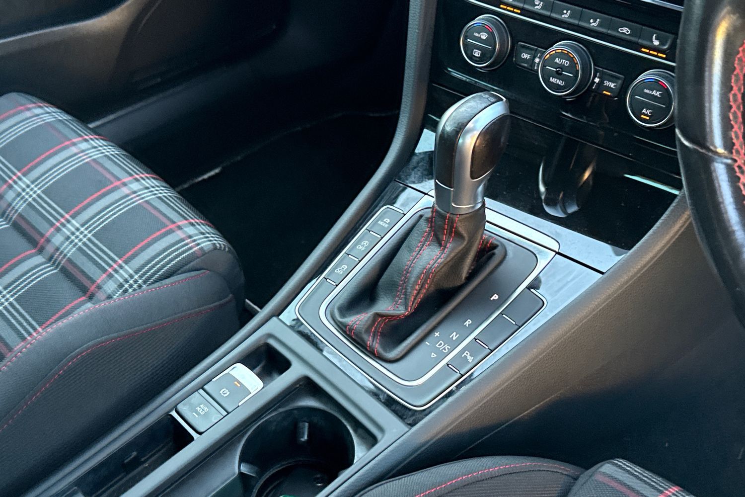 Used Volkswagen Golf 2019 for sale - 76636919: Photo 23