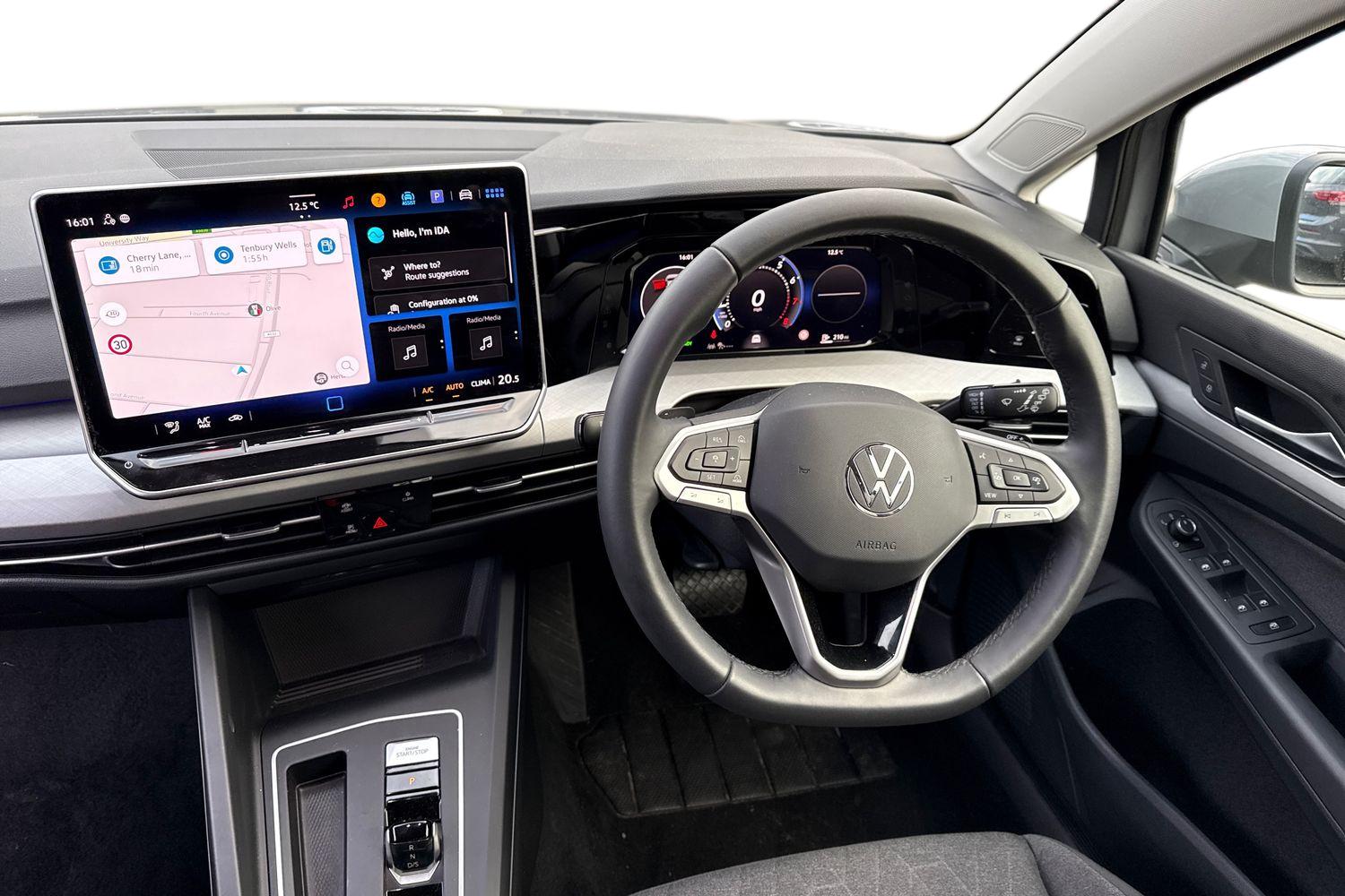 Used Volkswagen Golf 2025 for sale - 77742081: Photo 17