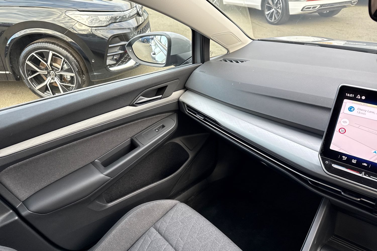 Used Volkswagen Golf 2025 for sale - 77742081: Photo 19