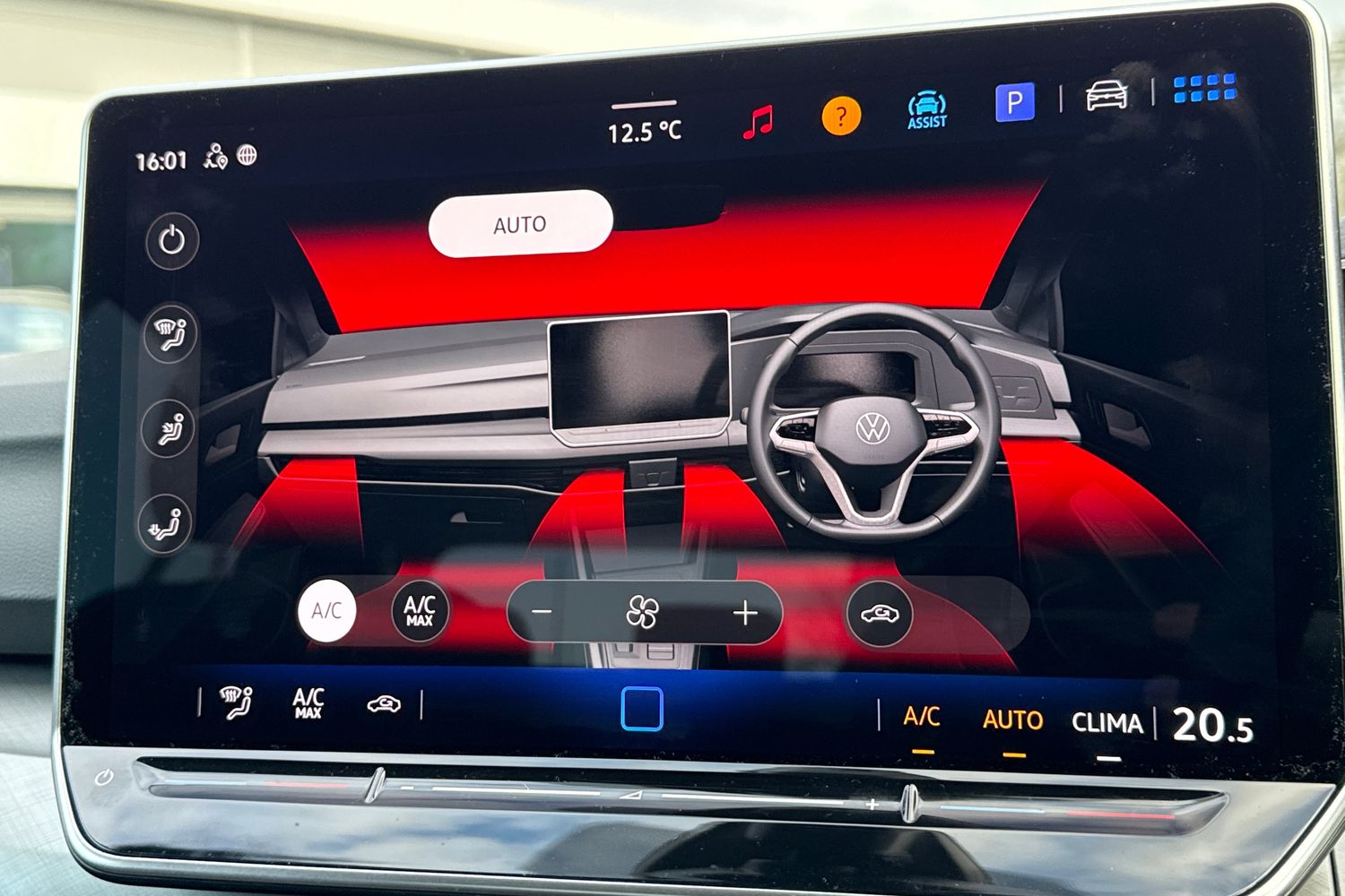 Used Volkswagen Golf 2025 for sale - 77742081: Photo 21