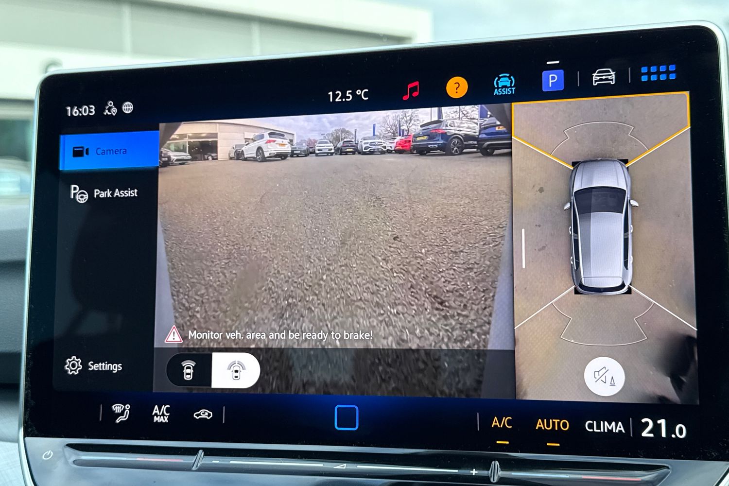 Used Volkswagen Golf 2025 for sale - 77742081: Photo 30