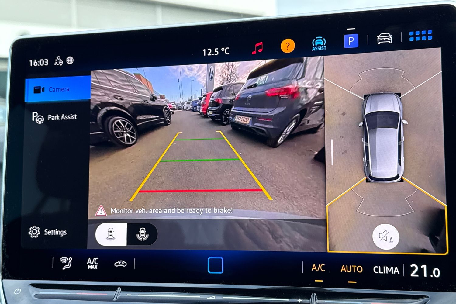 Used Volkswagen Golf 2025 for sale - 77742081: Photo 32