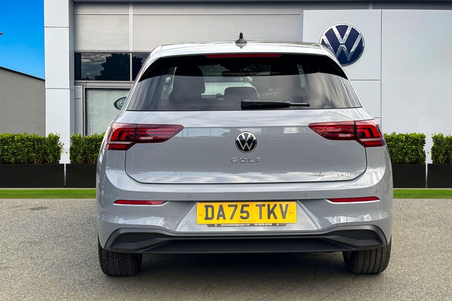 Used Volkswagen Golf 2025 for sale - 77742081: Photo 4