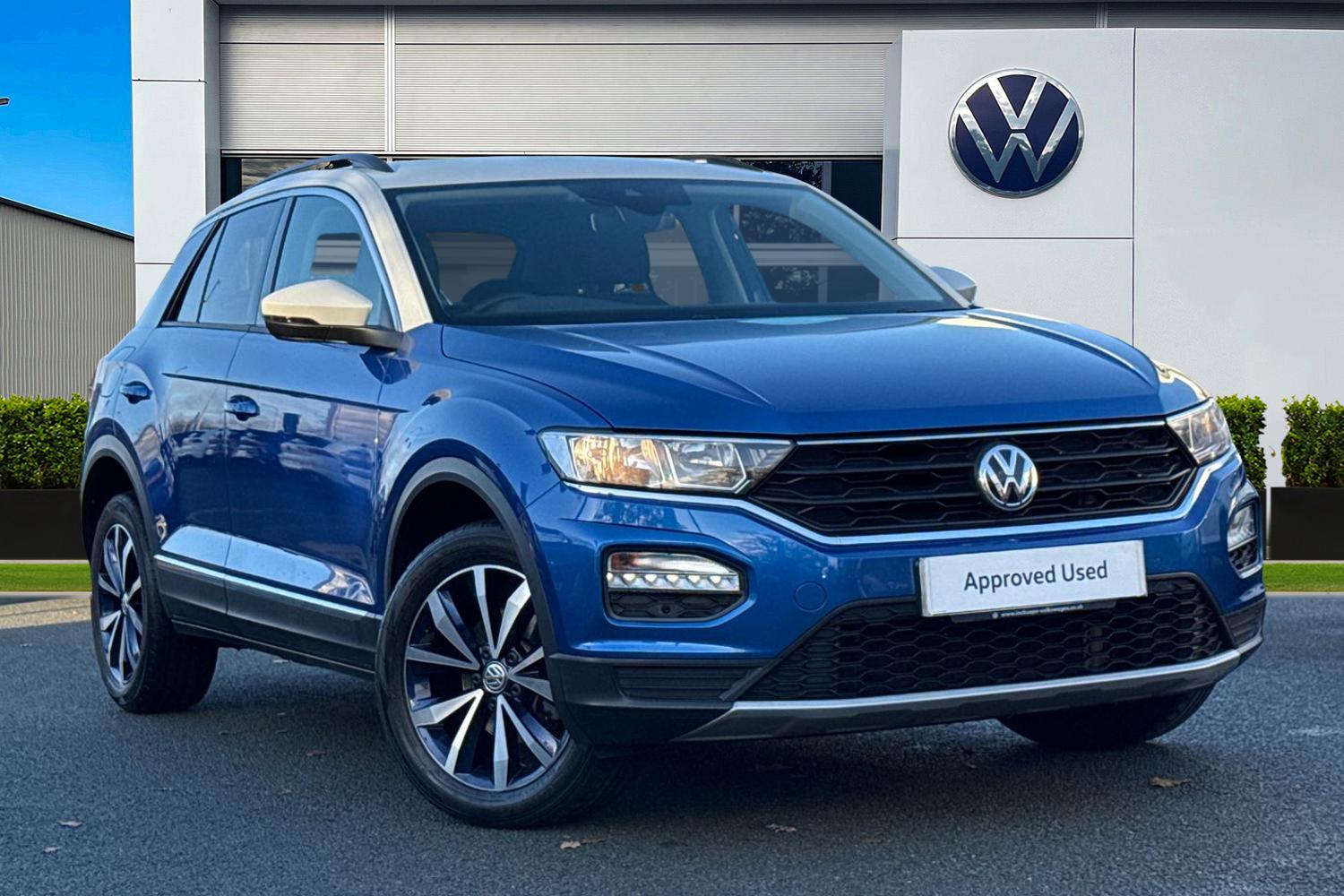 Used Volkswagen T-Roc 2018 for sale - 76827891: Photo 1