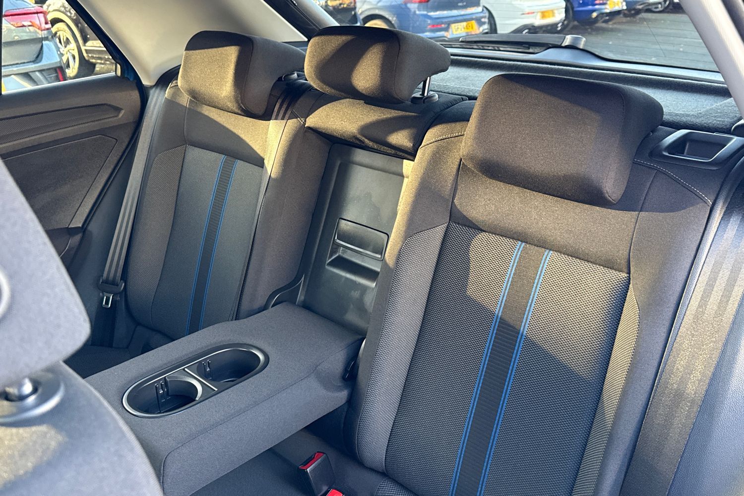 Used Volkswagen T-Roc 2018 for sale - 76827891: Photo 19