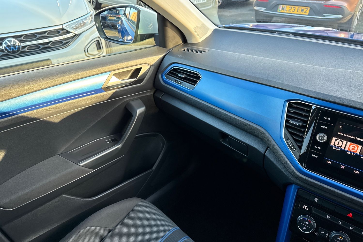 Used Volkswagen T-Roc 2018 for sale - 76827891: Photo 20