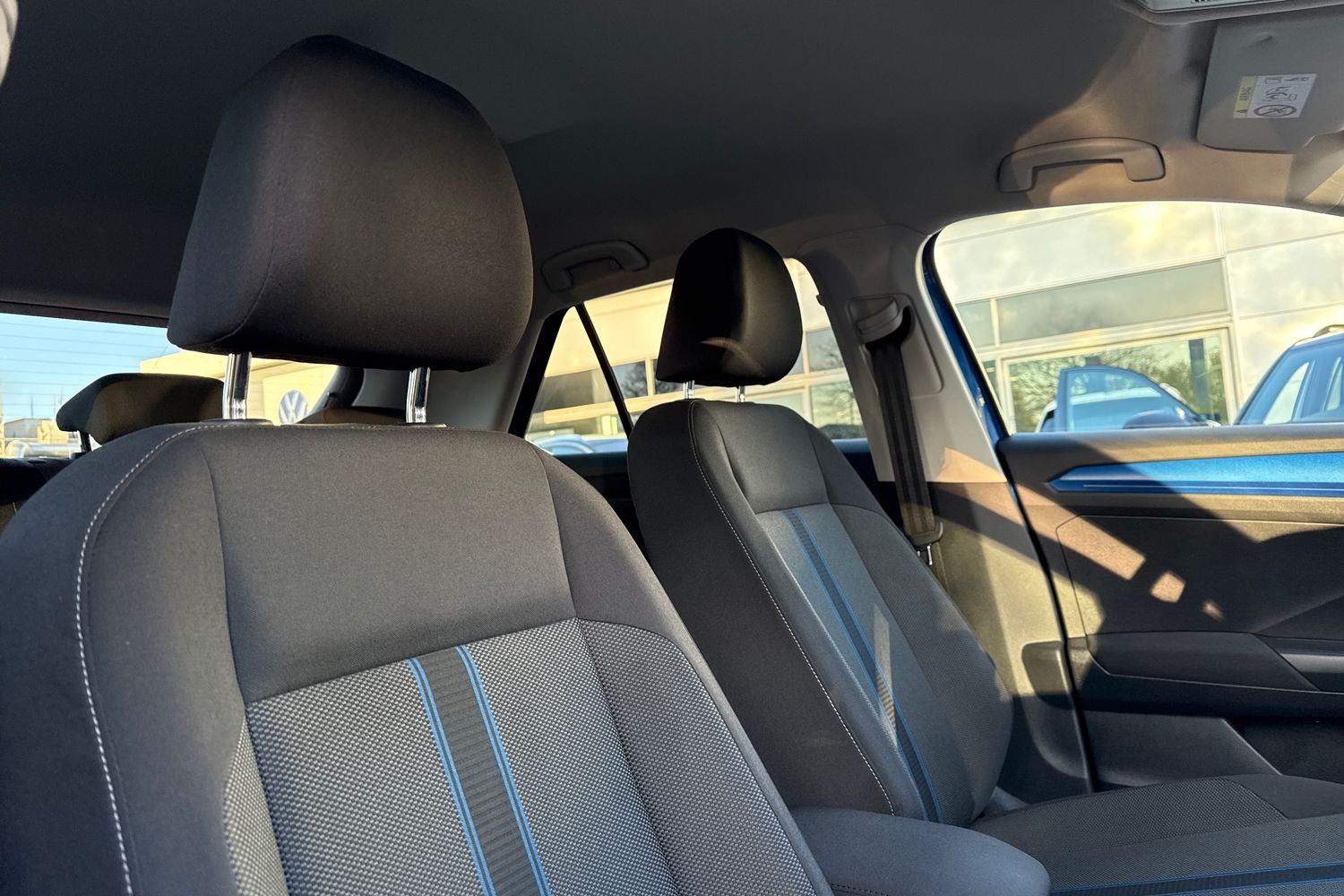 Used Volkswagen T-Roc 2018 for sale - 76827891: Photo 24