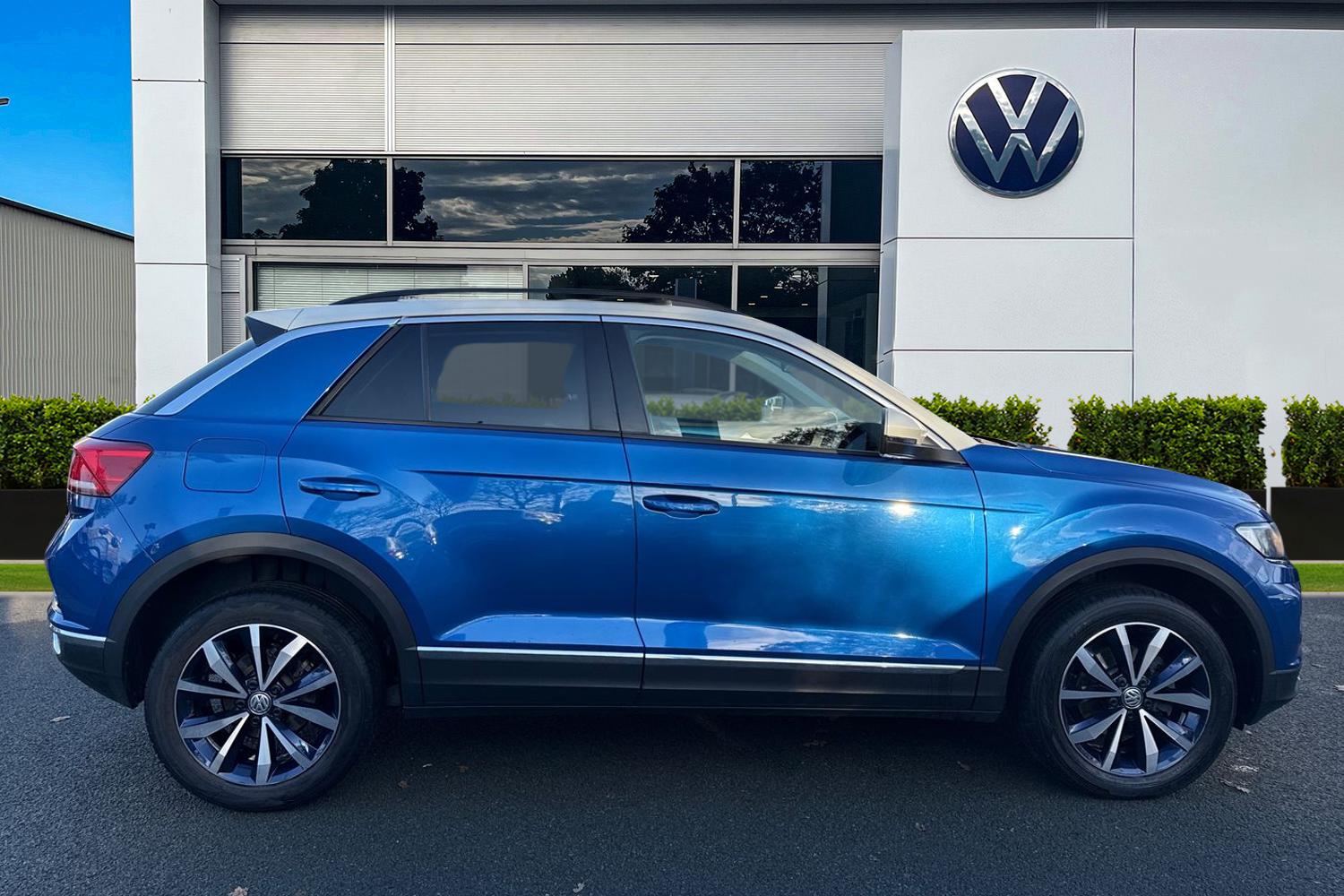 Used Volkswagen T-Roc 2018 for sale - 76827891: Photo 3