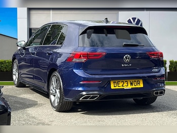 Used Volkswagen Golf 2023 for sale - 75582601: Photo