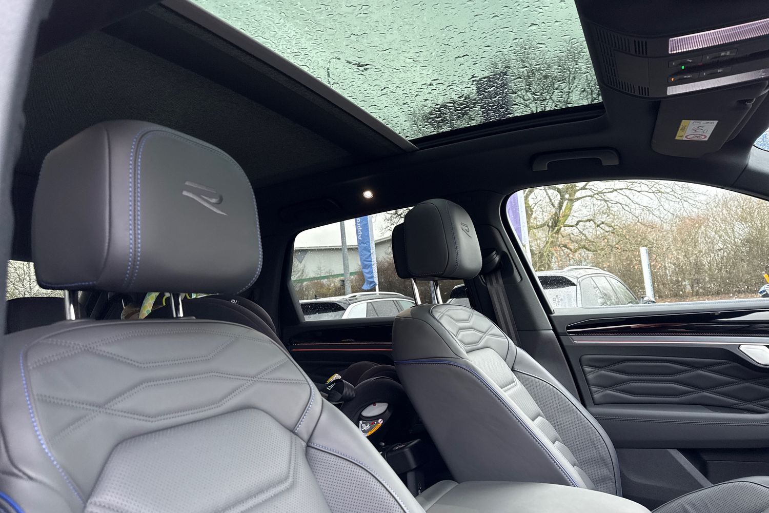 Used Volkswagen Touareg 2025 for sale - 77262590: Photo 23