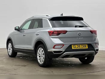 Used Volkswagen T-Roc 2025 for sale - 79827506: Photo