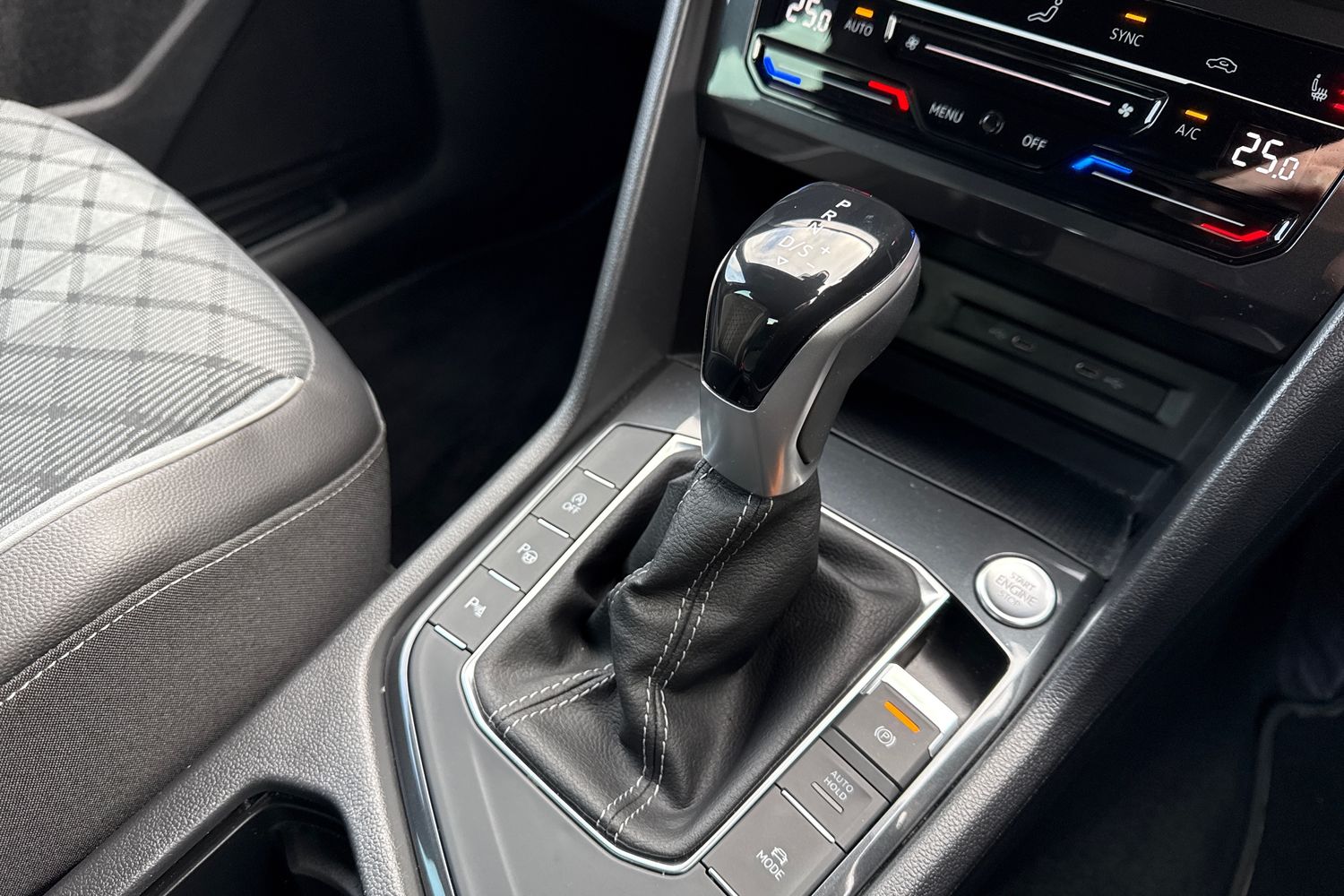 Used Volkswagen Tiguan 2022 for sale - 77608386: Photo 23