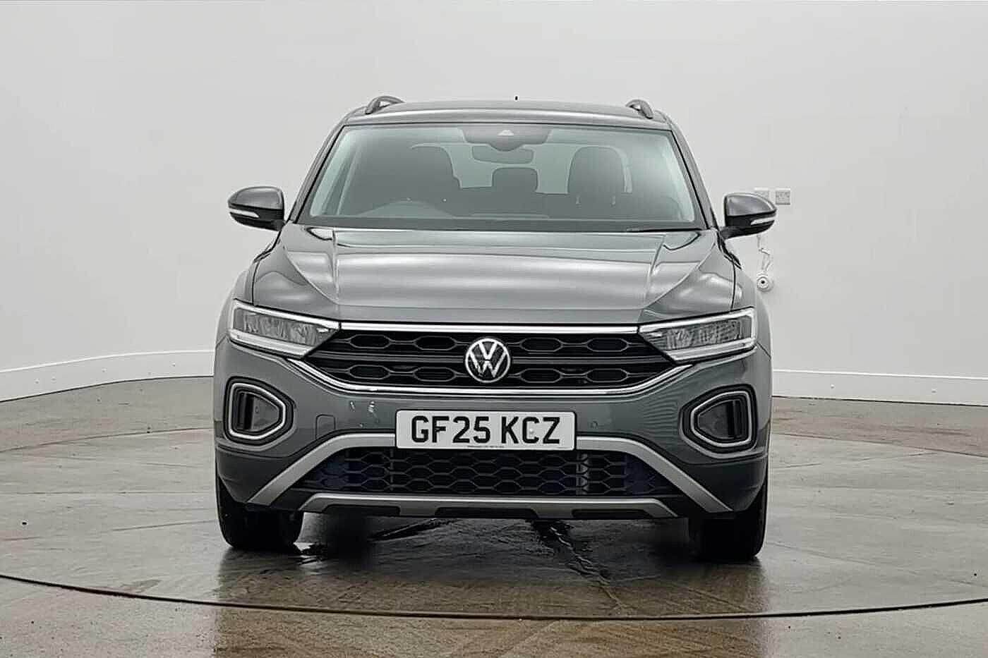 Used Volkswagen T-Roc 2025 for sale - 77914312: Photo 8