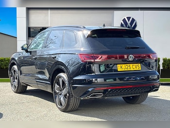 Used Volkswagen Touareg 2025 for sale - 78359696: Photo